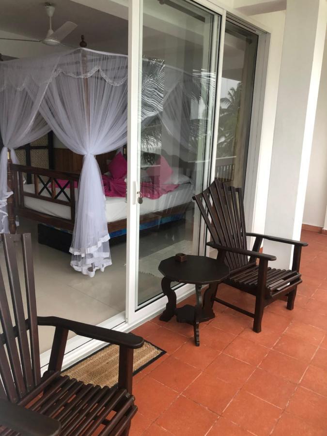 La Veranda Di Serena Unawatuna Kültér fotó